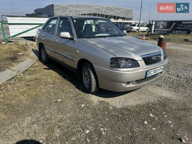 Чери Амулет, объемом двигателя 1.6 л и пробегом 168 тыс. км за 1600 $, фото 4 на Automoto.ua