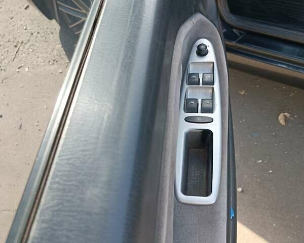 Чери Амулет, объемом двигателя 1.6 л и пробегом 229 тыс. км за 3200 $, фото 10 на Automoto.ua