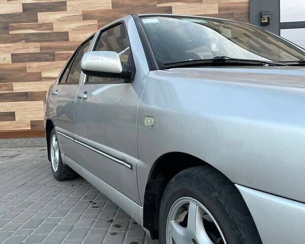 Чері Амулет, об'ємом двигуна 1.6 л та пробігом 130 тис. км за 2000 $, фото 3 на Automoto.ua