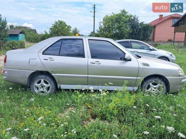 Чери Амулет, объемом двигателя 1.6 л и пробегом 177 тыс. км за 1400 $, фото 4 на Automoto.ua