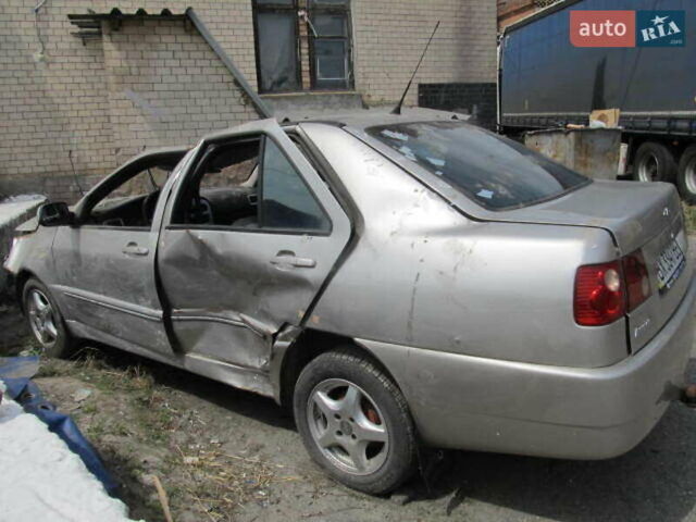 Чери Амулет, объемом двигателя 1.6 л и пробегом 53 тыс. км за 950 $, фото 4 на Automoto.ua