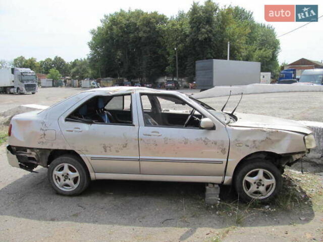 Чери Амулет, объемом двигателя 1.6 л и пробегом 53 тыс. км за 950 $, фото 2 на Automoto.ua