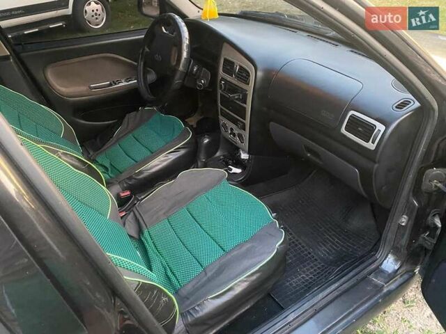 Чери Амулет, объемом двигателя 1.6 л и пробегом 234 тыс. км за 1500 $, фото 3 на Automoto.ua