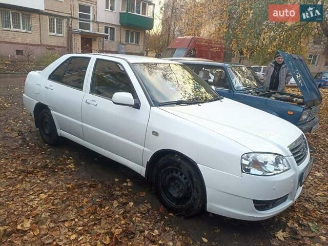 Чери Амулет, объемом двигателя 1.5 л и пробегом 146 тыс. км за 2700 $, фото 3 на Automoto.ua