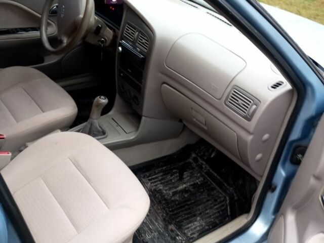 Чері Амулет 2007 у Тернополі на Automoto.ua Сірий Чері Амулет, об'ємом двигуна 1.6 л та пробігом 134 тис. км за 1300 $, фото 4 на Automoto.ua