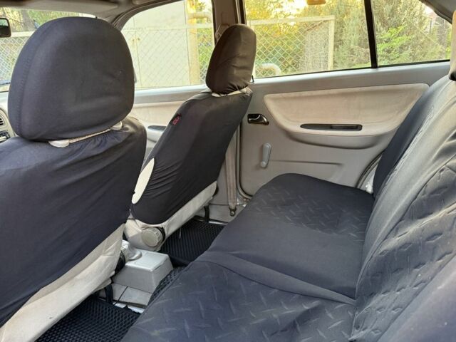 Сірий Чері Амулет, об'ємом двигуна 1.6 л та пробігом 160 тис. км за 1600 $, фото 14 на Automoto.ua