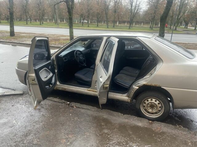 Серый Чери Амулет, объемом двигателя 1.6 л и пробегом 160 тыс. км за 2000 $, фото 2 на Automoto.ua