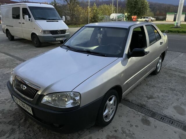 Чери Амулет 2007 в Тячеве на Automoto.ua Серый Чери Амулет, объемом двигателя 1.6 л и пробегом 72 тыс. км за 1200 $, фото 2 на Automoto.ua