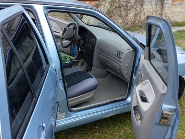 Серый Чери Амулет, объемом двигателя 1.6 л и пробегом 200 тыс. км за 1500 $, фото 10 на Automoto.ua
