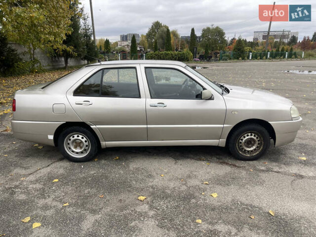 Чери Амулет 2007 в Вишневом на Automoto.ua Серый Чери Амулет, объемом двигателя 1.6 л и пробегом 59 тыс. км за 1500 $, фото 5 на Automoto.ua