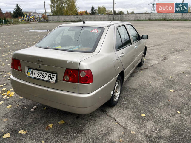 Чери Амулет 2007 в Вишневом на Automoto.ua Серый Чери Амулет, объемом двигателя 1.6 л и пробегом 59 тыс. км за 1500 $, фото 4 на Automoto.ua