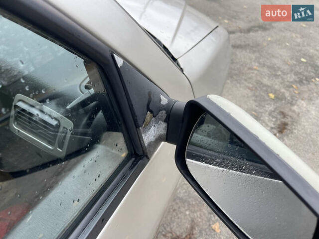 Чери Амулет 2007 в Вишневом на Automoto.ua Серый Чери Амулет, объемом двигателя 1.6 л и пробегом 59 тыс. км за 1500 $, фото 23 на Automoto.ua