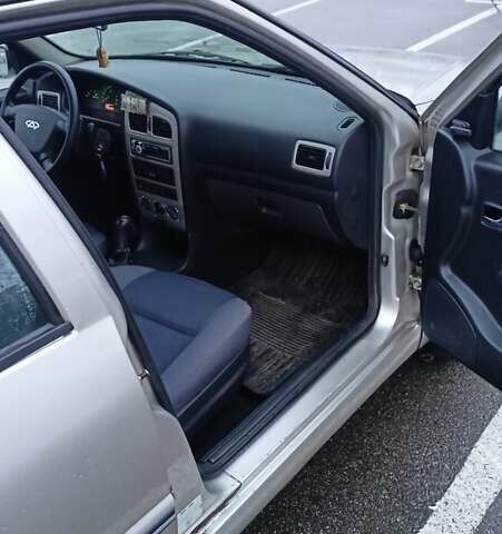 Серый Чери Амулет, объемом двигателя 1.6 л и пробегом 75 тыс. км за 3300 $, фото 11 на Automoto.ua