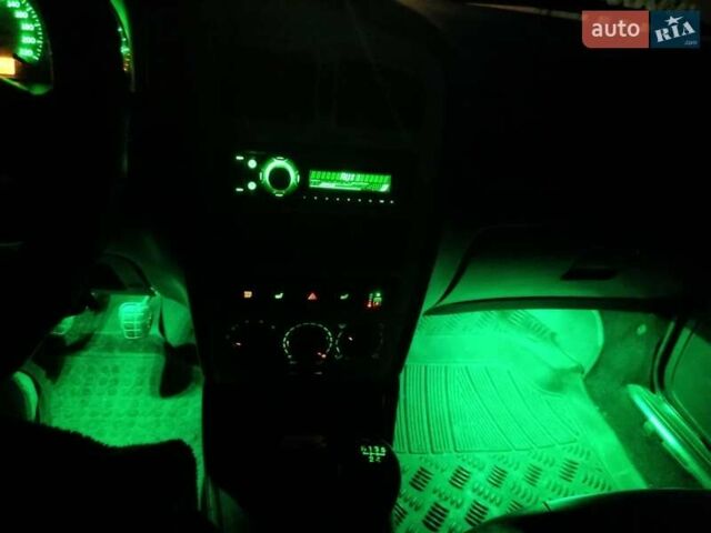 Чері Амулет 2008 у Захарівка (Фрунзівка) на Automoto.ua Сірий Чері Амулет, об'ємом двигуна 1.6 л та пробігом 231 тис. км за 2500 $, фото 17 на Automoto.ua