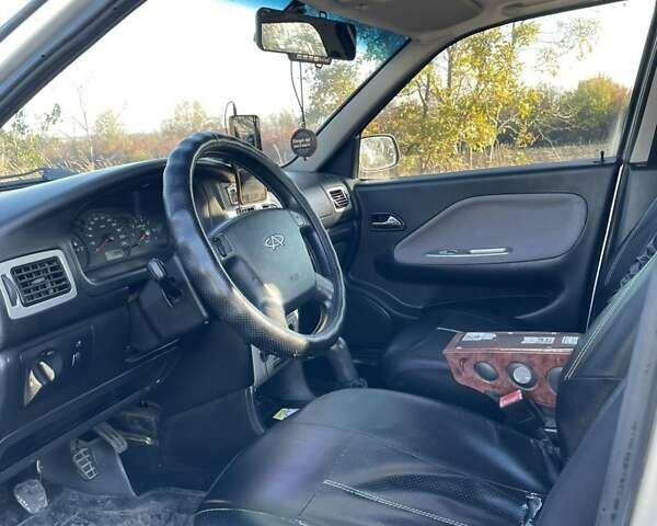 Чері Амулет 2008 у Захарівка (Фрунзівка) на Automoto.ua Сірий Чері Амулет, об'ємом двигуна 1.6 л та пробігом 231 тис. км за 2500 $, фото 11 на Automoto.ua