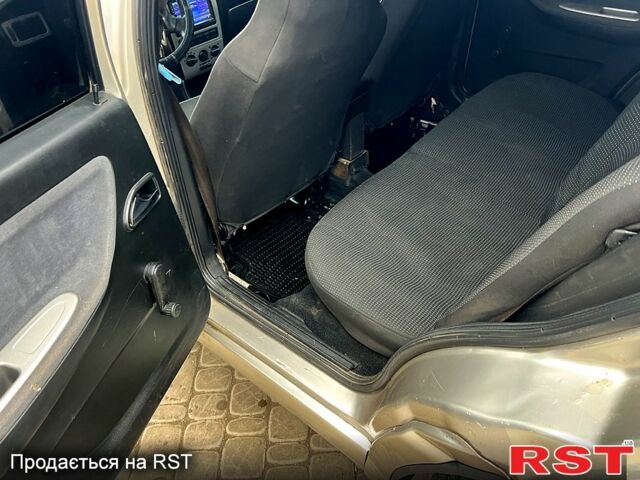 Сірий Чері Амулет, об'ємом двигуна 1.6 л та пробігом 170 тис. км за 1850 $, фото 7 на Automoto.ua