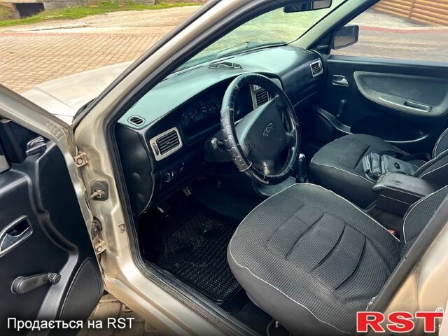 Сірий Чері Амулет, об'ємом двигуна 1.6 л та пробігом 170 тис. км за 1850 $, фото 8 на Automoto.ua