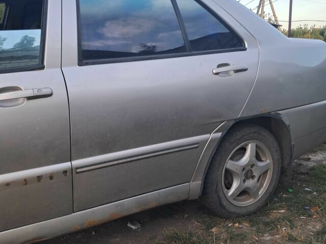 Чері Амулет 2008 у Києві на Automoto.ua Сірий Чері Амулет, об'ємом двигуна 1.6 л та пробігом 183 тис. км за 1100 $, фото 3 на Automoto.ua