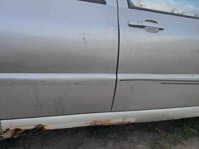 Чері Амулет 2008 у Києві на Automoto.ua Сірий Чері Амулет, об'ємом двигуна 1.6 л та пробігом 183 тис. км за 1100 $, фото 4 на Automoto.ua