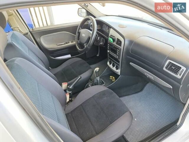 Сірий Чері Амулет, об'ємом двигуна 1.5 л та пробігом 104 тис. км за 3200 $, фото 35 на Automoto.ua