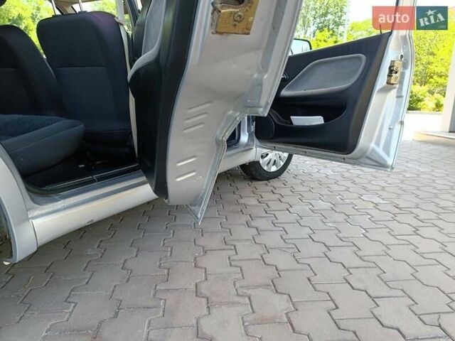 Сірий Чері Амулет, об'ємом двигуна 1.5 л та пробігом 104 тис. км за 3200 $, фото 46 на Automoto.ua