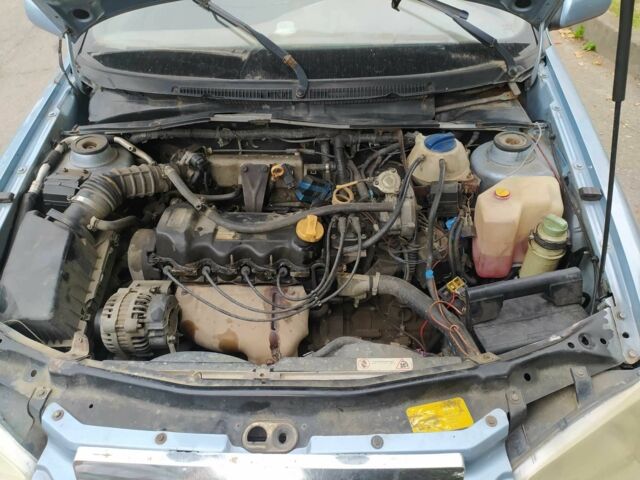 Синій Чері Амулет, об'ємом двигуна 1.6 л та пробігом 328 тис. км за 600 $, фото 14 на Automoto.ua