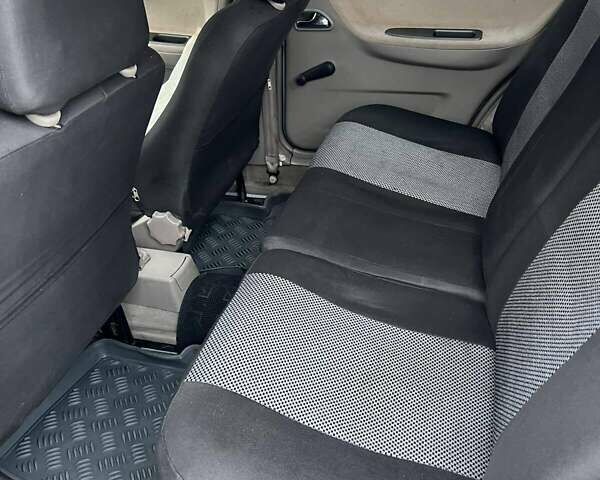 Синій Чері Амулет, об'ємом двигуна 1.6 л та пробігом 187 тис. км за 2200 $, фото 7 на Automoto.ua