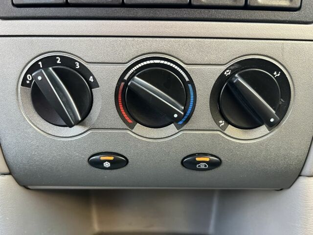 Синий Чери Амулет, объемом двигателя 1.6 л и пробегом 16 тыс. км за 4200 $, фото 11 на Automoto.ua