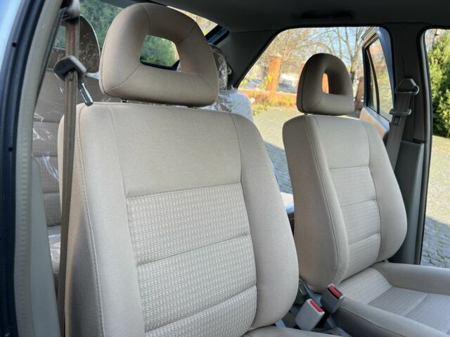 Синий Чери Амулет, объемом двигателя 1.6 л и пробегом 16 тыс. км за 4200 $, фото 18 на Automoto.ua