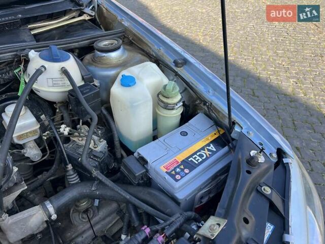 Синий Чери Амулет, объемом двигателя 1.6 л и пробегом 16 тыс. км за 4200 $, фото 9 на Automoto.ua