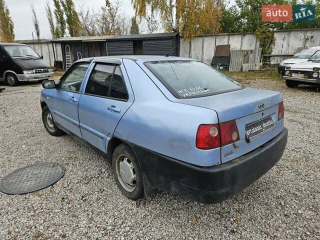 Чері Амулет 2007 у Шостке на Automoto.ua Синій Чері Амулет, об'ємом двигуна 1.6 л та пробігом 382 тис. км за 950 $, фото 5 на Automoto.ua