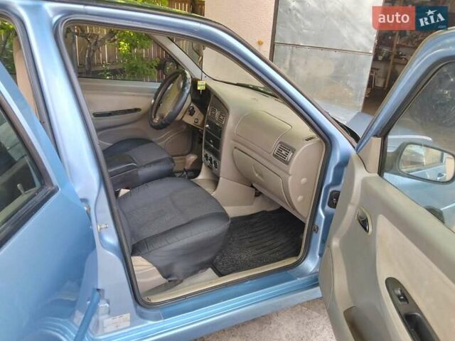 Чери Амулет 2007 в Житомире на Automoto.ua Синий Чери Амулет, объемом двигателя 1.6 л и пробегом 160 тыс. км за 1900 $, фото 1 на Automoto.ua