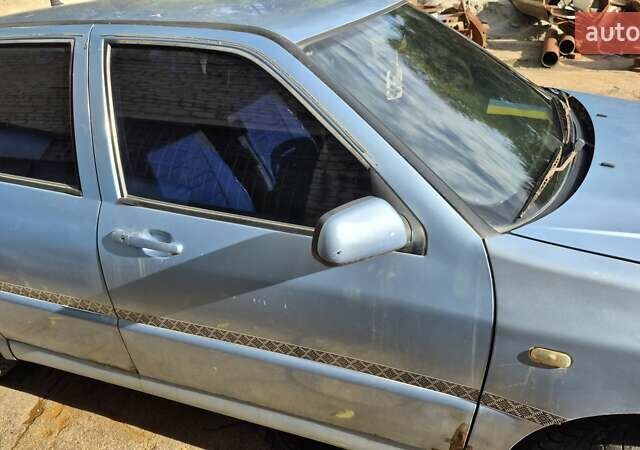 Чери Амулет 2007 в Запорожье на Automoto.ua Синий Чери Амулет, объемом двигателя 1.6 л и пробегом 320 тыс. км за 1100 $, фото 2 на Automoto.ua