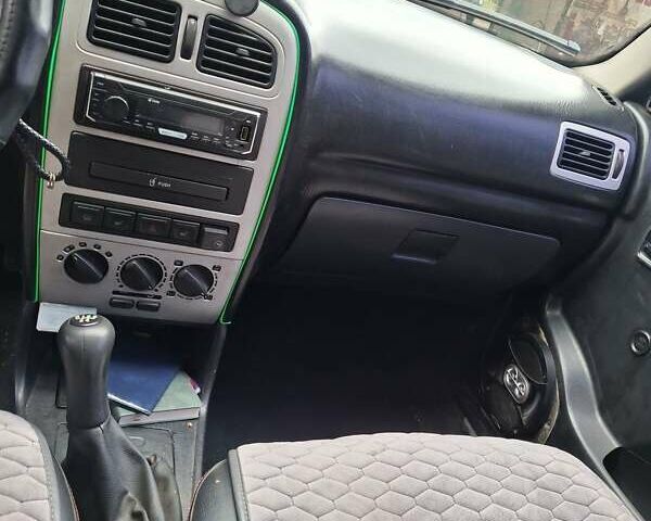 Синій Чері Амулет, об'ємом двигуна 1.6 л та пробігом 190 тис. км за 1600 $, фото 6 на Automoto.ua