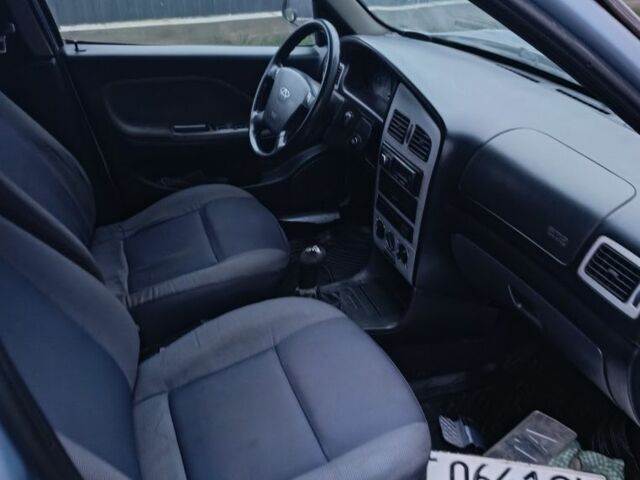 Синий Чери Амулет, объемом двигателя 1.6 л и пробегом 159 тыс. км за 750 $, фото 4 на Automoto.ua