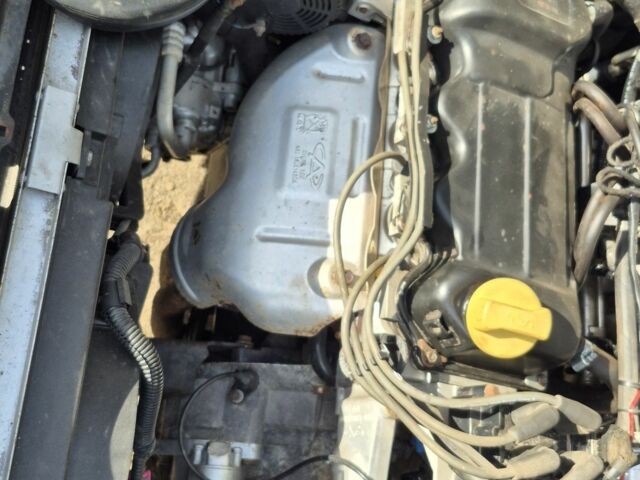 Чери Амулет 2007 в Запорожье на Automoto.ua Синий Чери Амулет, объемом двигателя 1.6 л и пробегом 320 тыс. км за 1100 $, фото 3 на Automoto.ua