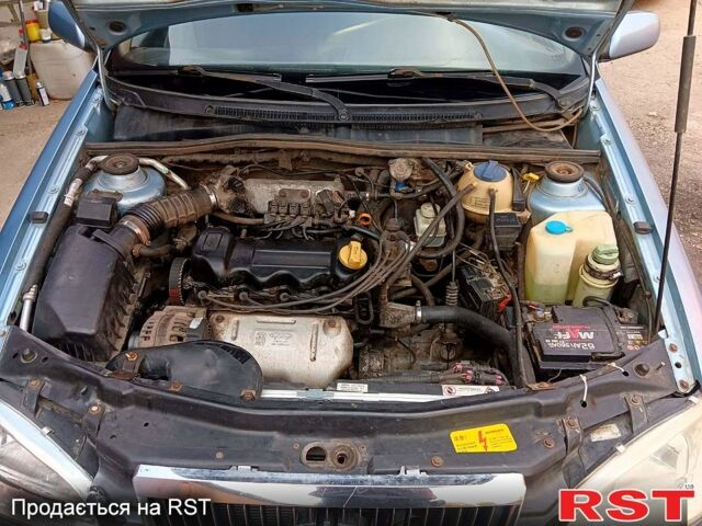 Синий Чери Амулет, объемом двигателя 1.6 л и пробегом 215 тыс. км за 1300 $, фото 1 на Automoto.ua