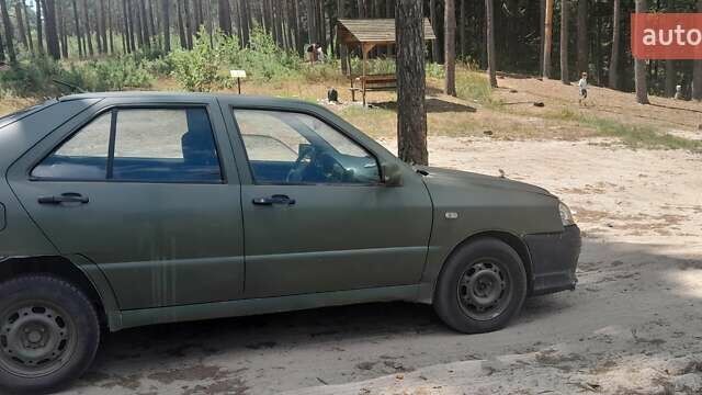 Зеленый Чери Амулет, объемом двигателя 1.6 л и пробегом 110 тыс. км за 1450 $, фото 2 на Automoto.ua
