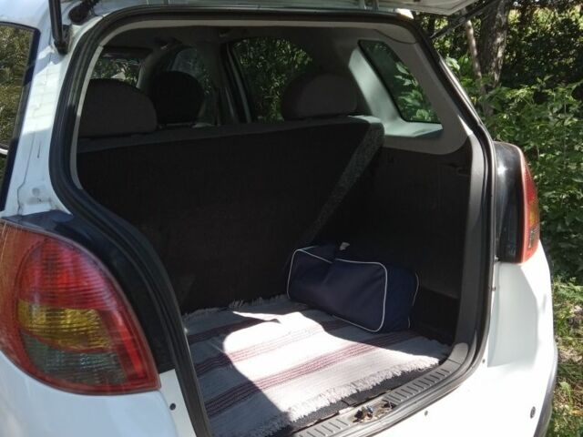 Белый Чери Бит, объемом двигателя 1.3 л и пробегом 112 тыс. км за 3700 $, фото 7 на Automoto.ua