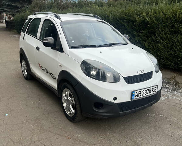 Белый Чери Бит, объемом двигателя 1.3 л и пробегом 148 тыс. км за 1900 $, фото 1 на Automoto.ua