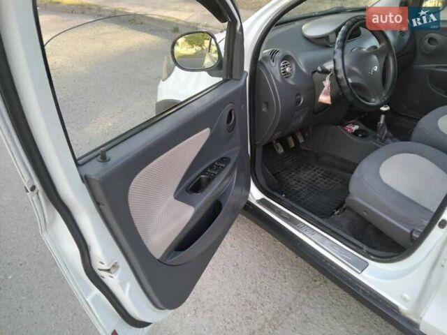 Білий Чері Біт, об'ємом двигуна 1.3 л та пробігом 111 тис. км за 3350 $, фото 8 на Automoto.ua