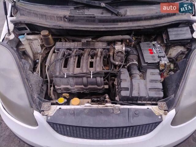 Белый Чери Бит, объемом двигателя 1.3 л и пробегом 150 тыс. км за 2700 $, фото 4 на Automoto.ua