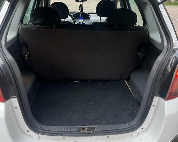 Белый Чери Бит, объемом двигателя 1.3 л и пробегом 148 тыс. км за 1900 $, фото 10 на Automoto.ua