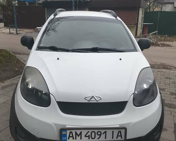 Белый Чери Бит, объемом двигателя 1.3 л и пробегом 122 тыс. км за 3500 $, фото 9 на Automoto.ua