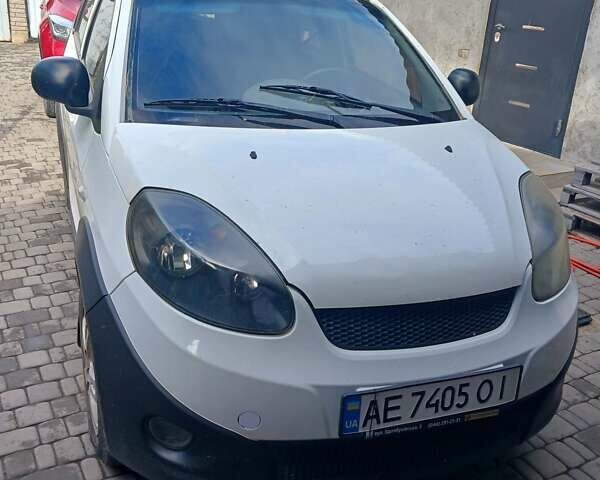 Белый Чери Бит, объемом двигателя 1.3 л и пробегом 170 тыс. км за 3000 $, фото 3 на Automoto.ua