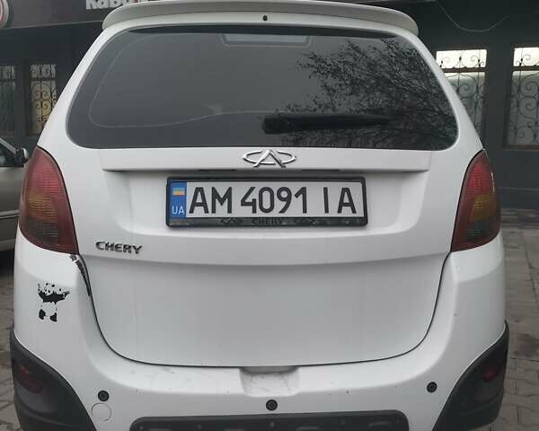 Белый Чери Бит, объемом двигателя 1.3 л и пробегом 122 тыс. км за 3500 $, фото 8 на Automoto.ua