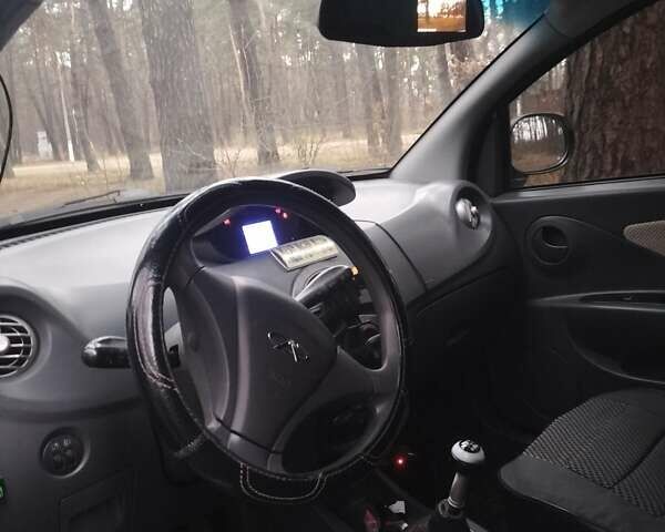 Белый Чери Бит, объемом двигателя 1.3 л и пробегом 122 тыс. км за 3500 $, фото 17 на Automoto.ua