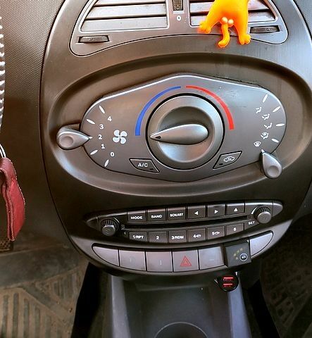 Красный Чери Бит, объемом двигателя 1.3 л и пробегом 135 тыс. км за 3500 $, фото 7 на Automoto.ua