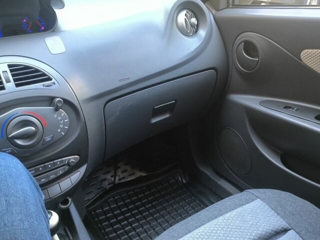 Желтый Чери Бит, объемом двигателя 1.3 л и пробегом 220 тыс. км за 2950 $, фото 14 на Automoto.ua