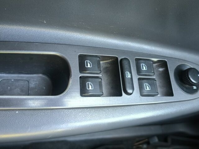 Желтый Чери Бит, объемом двигателя 1.3 л и пробегом 220 тыс. км за 2950 $, фото 9 на Automoto.ua